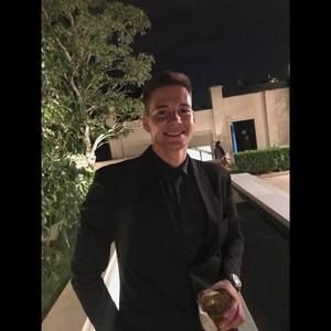 Meet your Posher, Julio